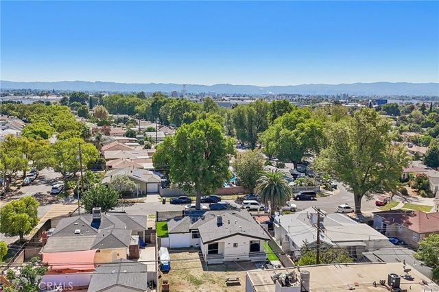 14235 Burton, Panorama City, CA 91402
