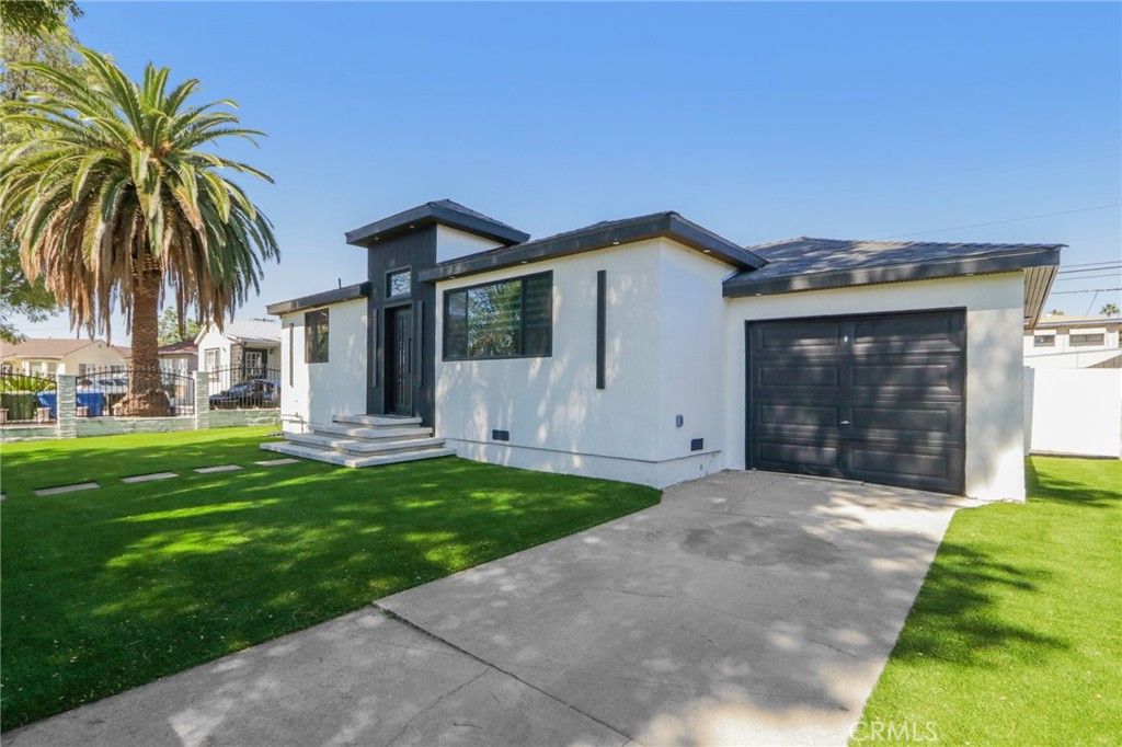 14235 Burton, Panorama City, CA 91402 — photo 4
