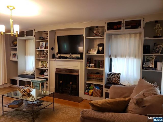 26 W Central Avenue, Maywood, NJ 07607