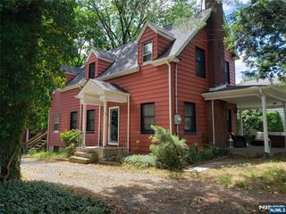26 W Central Avenue, Maywood, NJ 07607