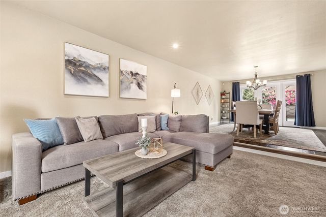 26532 99th Place S, Kent, WA 98030