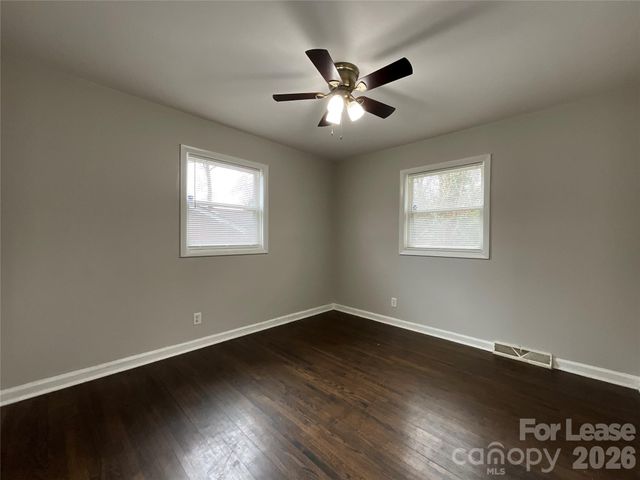 1624 Eastway Drive, Charlotte, NC 28205