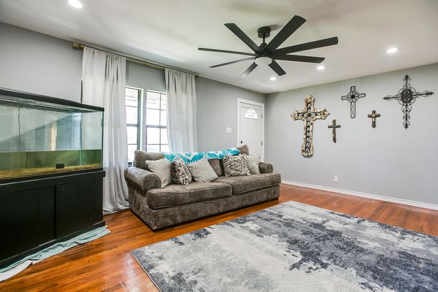 123 S Baze Street, San Angelo, TX 76903