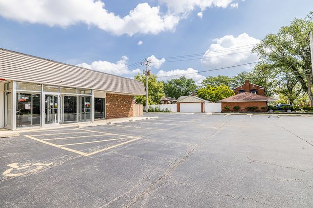 1551 Westchester Boulevard, Westchester, IL 60154