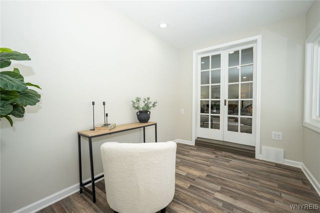 2367 Long Road, Grand Island, NY 14072