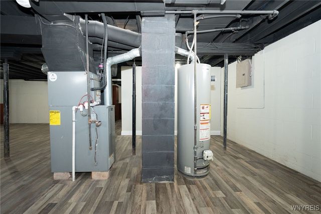 2367 Long Road, Grand Island, NY 14072