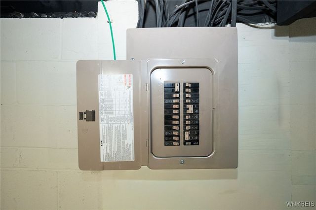 2367 Long Road, Grand Island, NY 14072