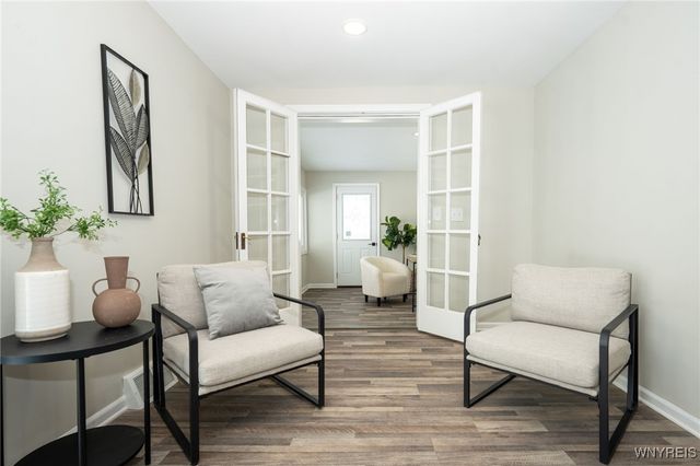 2367 Long Road, Grand Island, NY 14072