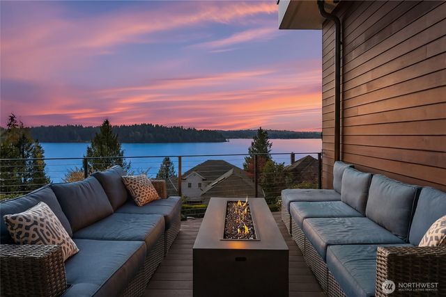 4628 Forest Avenue SE, Mercer Island, WA 98040