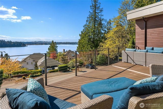 4628 Forest Avenue SE, Mercer Island, WA 98040