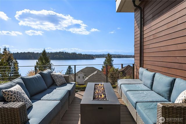 4628 Forest Avenue SE, Mercer Island, WA 98040
