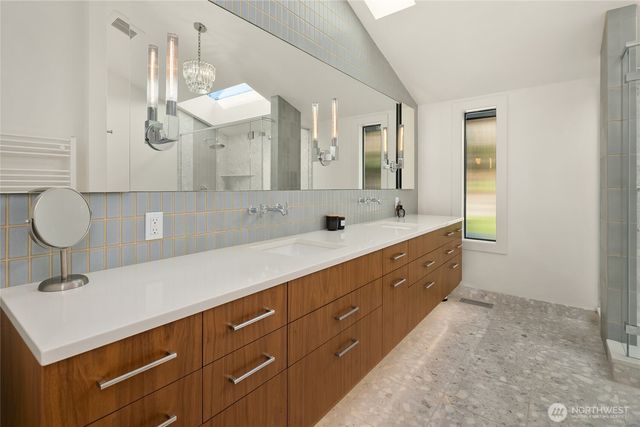 4628 Forest Avenue SE, Mercer Island, WA 98040