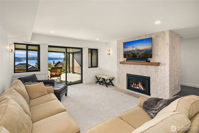 4628 Forest Avenue SE, Mercer Island, WA 98040