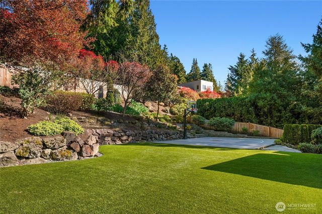 4628 Forest Avenue SE, Mercer Island, WA 98040
