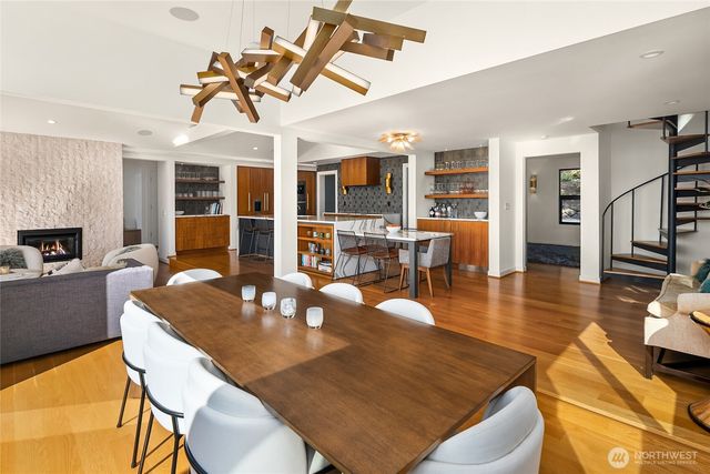 4628 Forest Avenue SE, Mercer Island, WA 98040