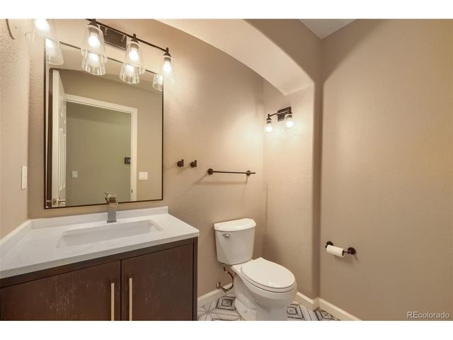9212 Ironwood St, Highlands Ranch, CO 80129