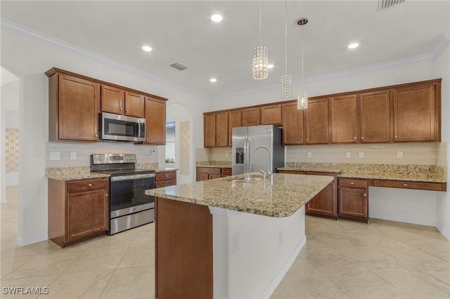9664 Mirada BLVD, Fort Myers, FL 33908