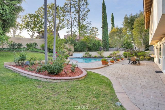 701 Pepper Tree, Long Beach, CA 90815