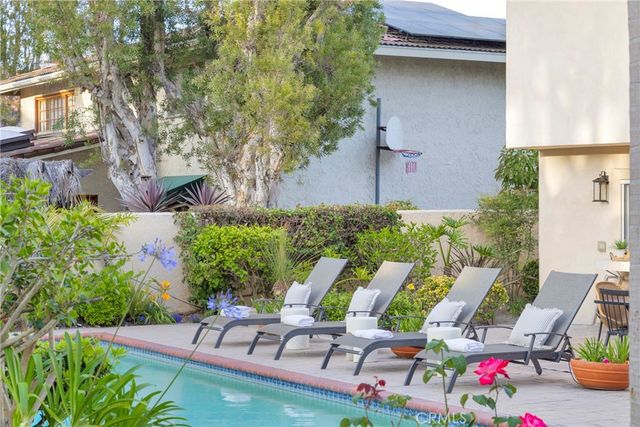 701 Pepper Tree, Long Beach, CA 90815