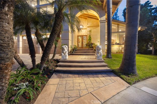 701 Pepper Tree, Long Beach, CA 90815