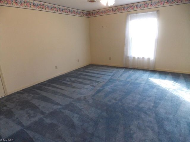 516 Lindley Road, Greensboro, NC 27410