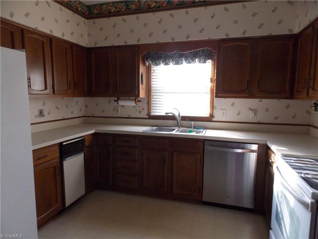 516 Lindley Road, Greensboro, NC 27410