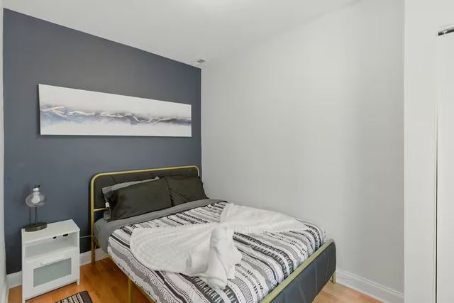 2724 W Division Street 2F, Chicago, IL 60622