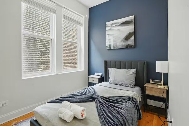 2724 W Division Street 2F, Chicago, IL 60622
