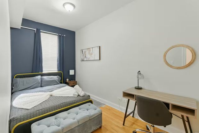 2724 W Division Street 2F, Chicago, IL 60622