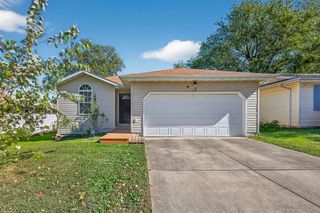 1638 North Engel Avenue, Springfield, MO 65803