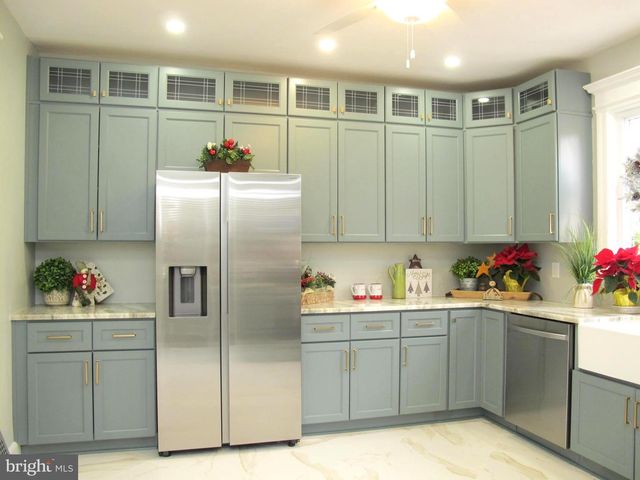 802 LINCOLN AVE, Palmyra, NJ 08065