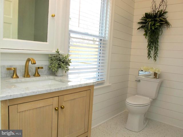 802 LINCOLN AVE, Palmyra, NJ 08065