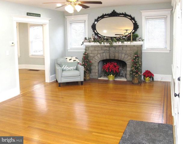 802 LINCOLN AVE, Palmyra, NJ 08065