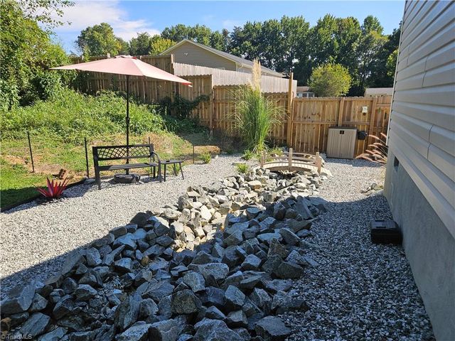 505 Kent Court, High Point, NC 27260