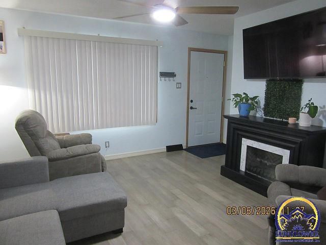 5308 SW 25th TER, Topeka, KS 66614