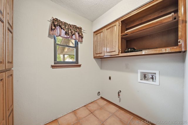 10406 S Vandalia Avenue, Tulsa, OK 74137