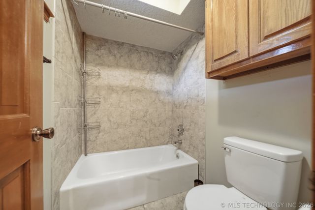 10406 S Vandalia Avenue, Tulsa, OK 74137