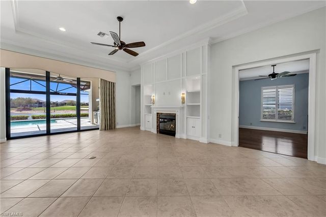 12348 Wisteria DR, Naples, FL 34120