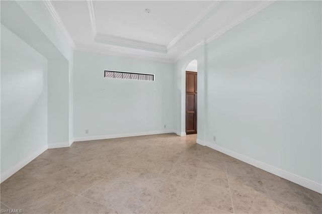 12348 Wisteria DR, Naples, FL 34120