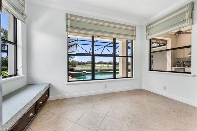 12348 Wisteria DR, Naples, FL 34120