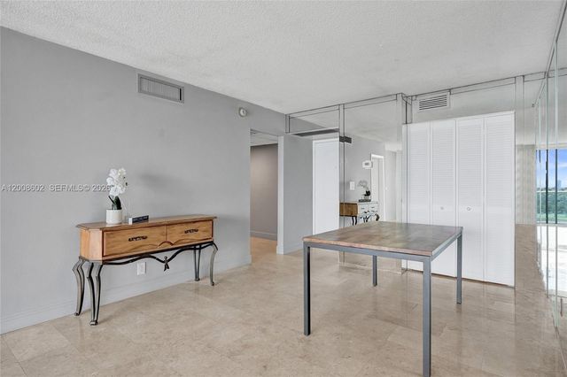 100 Bayview Dr 603, Sunny Isles Beach, FL 33160