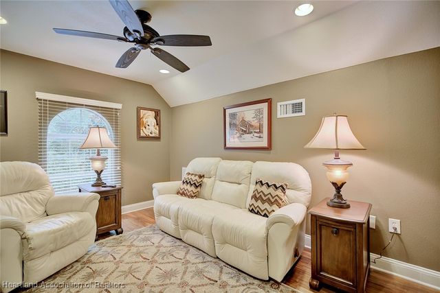 2724 Oak Beach Boulevard, Sebring, FL 33875