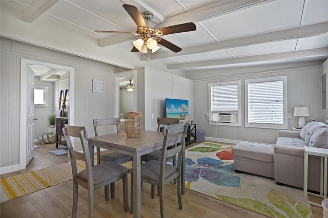 611 Fort Velasco Drive, Surfside Beach, TX 77541