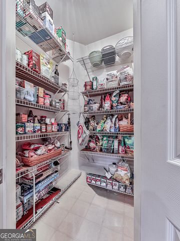 527 Fairway Drive, Woodstock, GA 30189