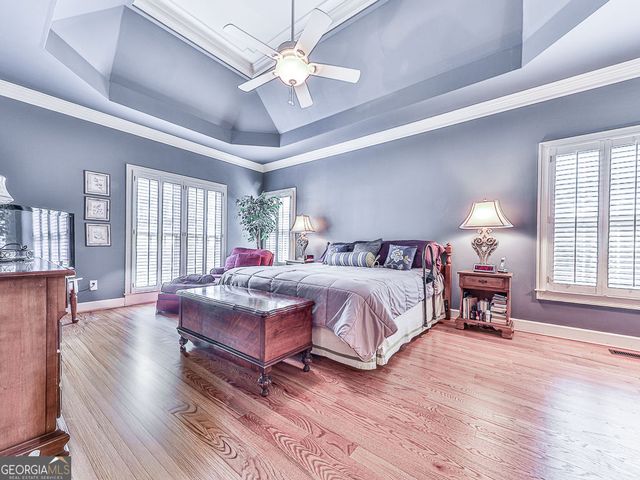 527 Fairway Drive, Woodstock, GA 30189