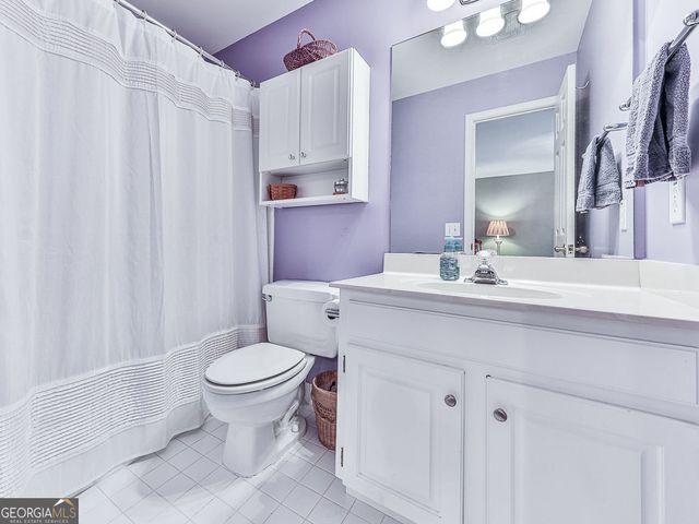 527 Fairway Drive, Woodstock, GA 30189