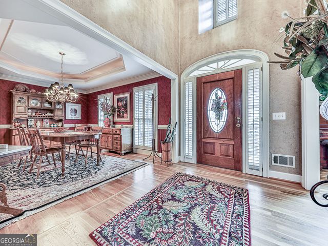 527 Fairway Drive, Woodstock, GA 30189