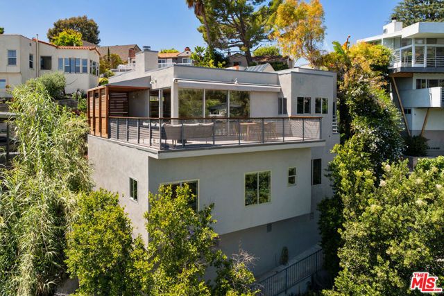 1684 Rotary Drive, Los Angeles, CA 90026