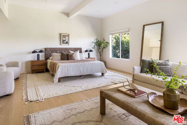1684 Rotary Drive, Los Angeles, CA 90026