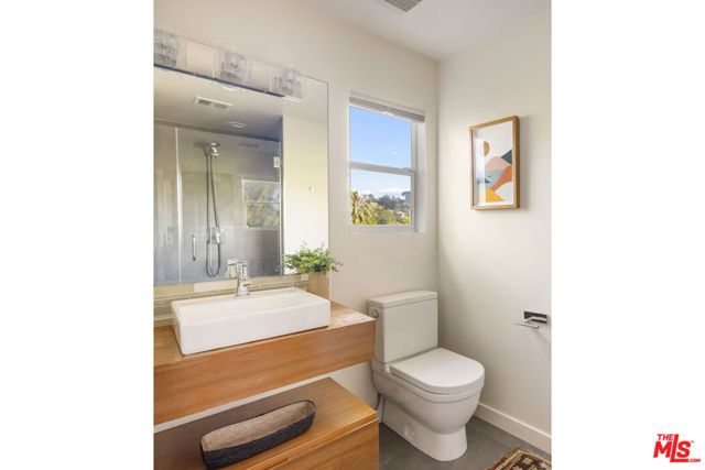 1684 Rotary Drive, Los Angeles, CA 90026
